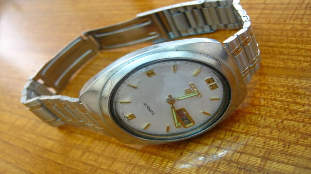 Zeynep Kamil İkinci El Saat Alan Yerler